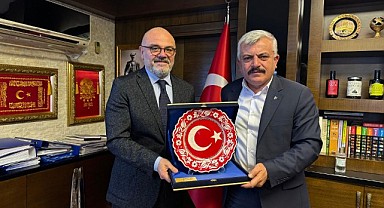Şerifalioğlu, Batı ve yönetim ekibini ağırladı