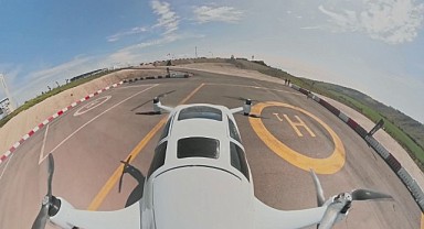 AirCar insanlı uçuşa başladı