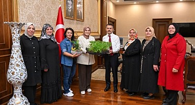 Aslan ve ekibi Vali Aktaş’ı ziyaret etti