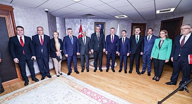 Bakan Memişoğlu Büyükakın’ı tebrik etti