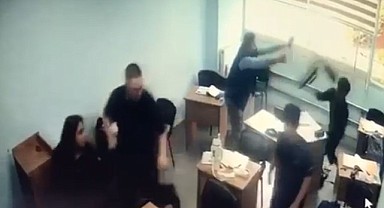 Bıçakla kursu basıp öğrenciye saldırdı!