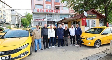Büyükgöz taksici esnafını ziyaret etti