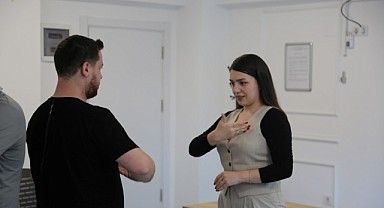 Büyükşehir, personele işaret dili eğitimi verdi