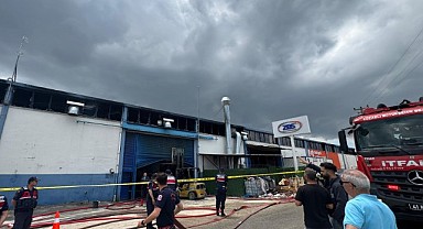 Gebze'de korkutan yangın! Fabrika hasara uğradı