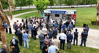 Kandıra’da mahalle gönüllüleri deprem eğitimi aldı