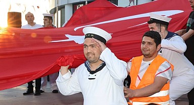 Kına en özel askerlerin elinden anlam buldu
