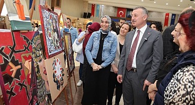 KO-MEK’in Gölcük sergisi büyüledi