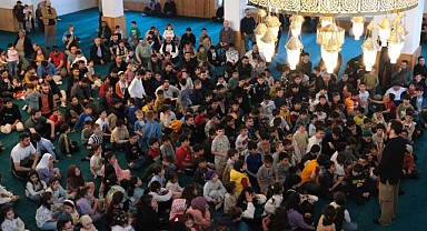 Sertaç Güngör Darıca ve Dilovalı çocuklarla buluştu