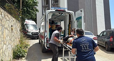 Yüksekten düşen 2 işçi yaralandı