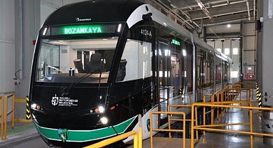 6'ncı tramvay raylara indirildi