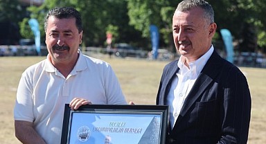 Büyükakın, “Atın üstündeki Türk değilse yüktür”