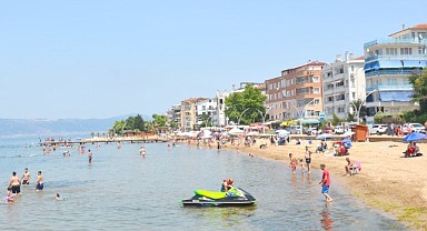 Mavi bayraklı plajlarda bayram yoğunluğu yaşandı