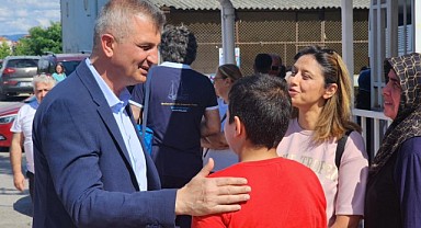 SEZER, YKS heyecanında öğrencileri yalnız bırakmadı