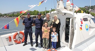 TCSG-15 Sahil Güvenlik botu ziyarete açıldı