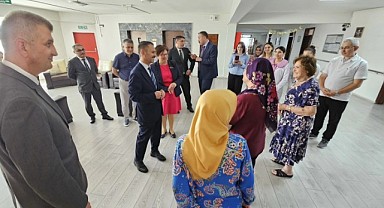 Vali Aktaş, huzurevi sakinleri ile bayramlaştı