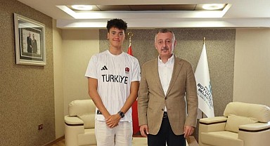 Büyükakın, Kuzey Tunçelli’yi tebrik etti