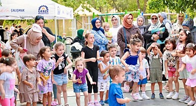 Gebze Belediyesi’nin etkinliğinde minikler doyasıya eğlendi