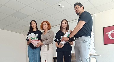 GTÜ öğrencileri depremzede çocuklara akademik destek verdi