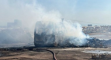 Palet deposunda çıkan yangında maddi hasar oluştu!