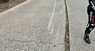 Asfalt yarığı kazaya sebep oldu!