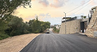 Başiskele'de yollar asfaltla yenileniyor