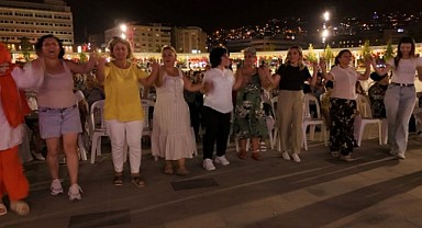 Bu konser Kocaelileri mest etti