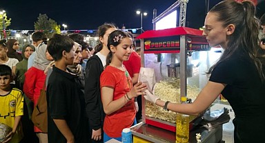 “Kütüphanemde Film Arası” etkinliği ilgi gördü