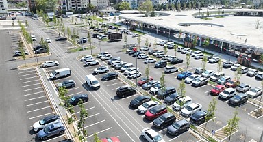 Milli İrade Meydanı, geniş otoparkıyla konfor sağlıyor