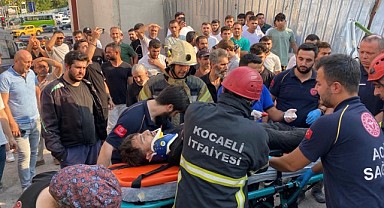 Rampadan inen kamyonet bariyere çarptı!