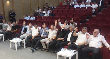 Tır parkı kararı oy çokluğuyla kabul edildi