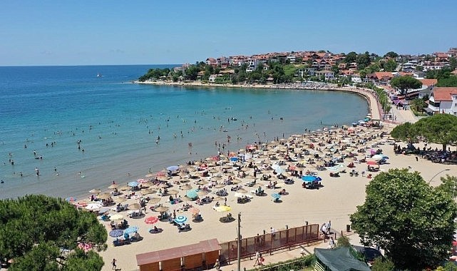 Üç plajda denize girme yasağı kaldırıldı