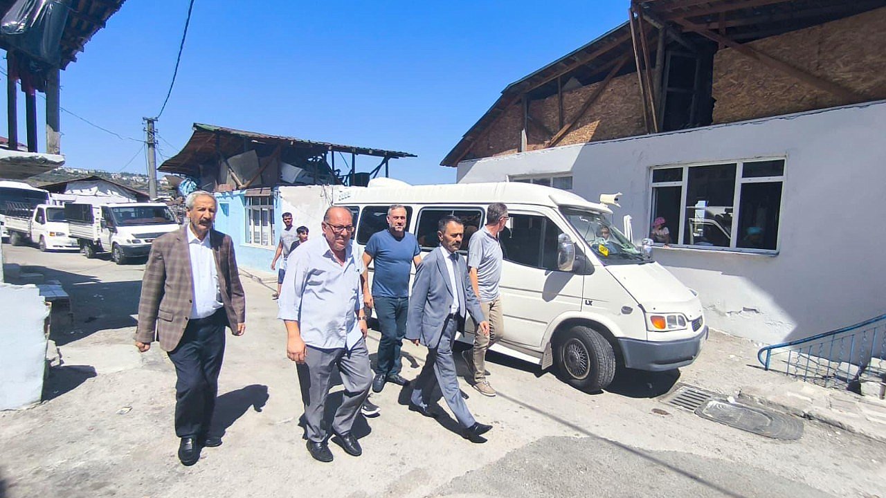 Vali Aktaş, Tavşantepe Mahalle sakinleriyle bir araya geldi