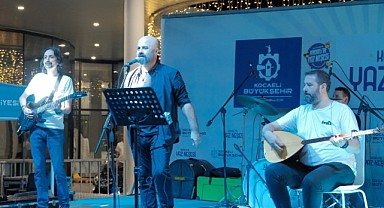  Afak Meydanlı Kocaelileri coşturdu