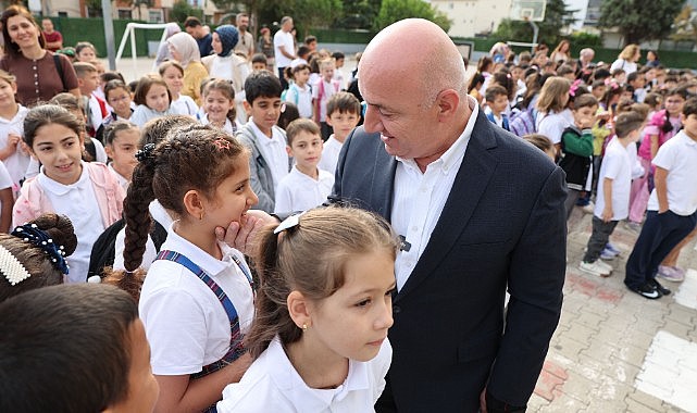 Bıyık, haftayı Ayfer Gazanfer Güngör İlkokulu’nda açtı