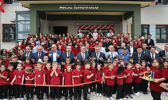 Çayırova’da ilk ders zili Akse İlkokulu’nda çaldı