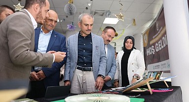 Çayırova’da sevgiyle yoğrulan eserler sergide buluştu