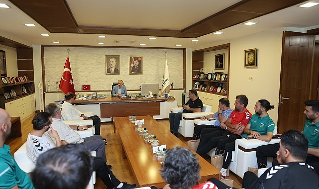 Çayırovaspor, Çiftçi’yi ziyaret etti