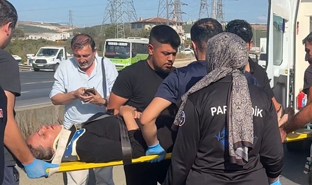 Çekici ile otomobil çarpıştı! 3 kişi yaralandı
