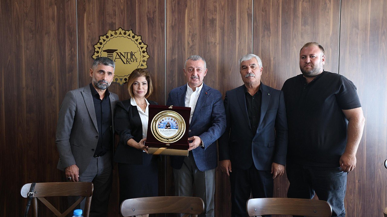 Cemevleri Büyükakın’a teşekkür etti