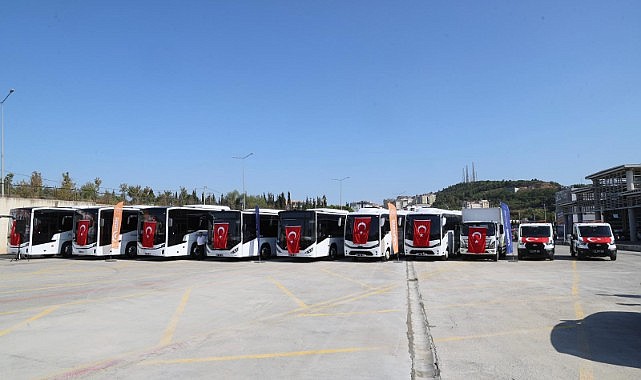 Gebze Belediyesi 32 yeni aracı hizmete aldı
