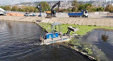 İzmit Körfezi’nde temizlik sürüyor