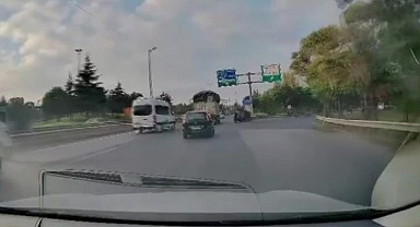 Kamyonetle çarpışmamak için bariyere girdi!