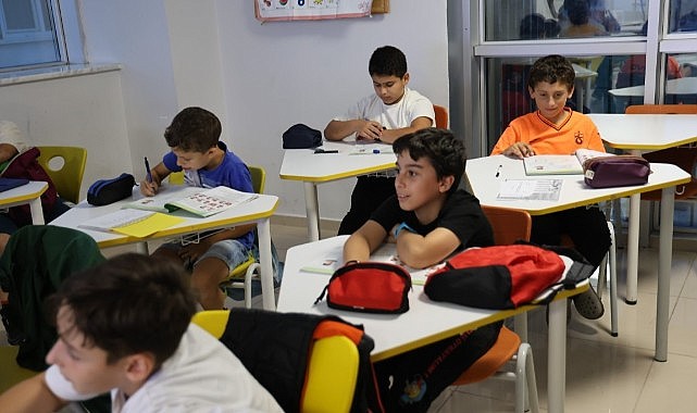 Kartepe Genç Akademi’de eğitimler başladı