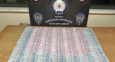 Kıraathanede kumar oynayan şahıslara ceza kesildi!