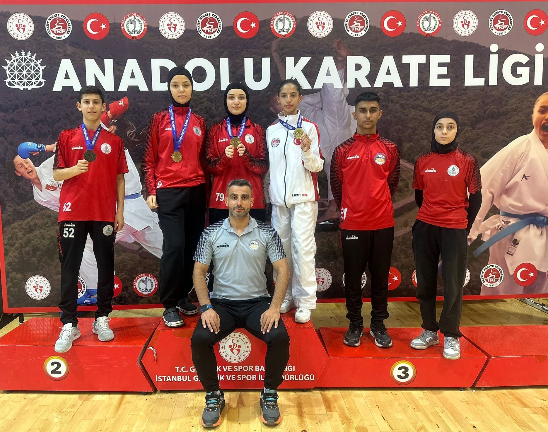 Körfezli sporcular 14 madalya ile döndü