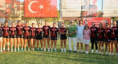 Körfezli sporcular Ragbi U21’e damga vurdu!
