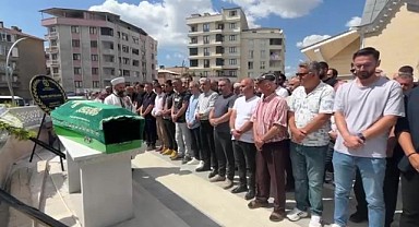 Milli voleybolcu Sıla Çalışkan'ın babası Gebze'de defnedildi