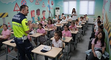 Minik öğrencilere trafik bilinci aşılandı