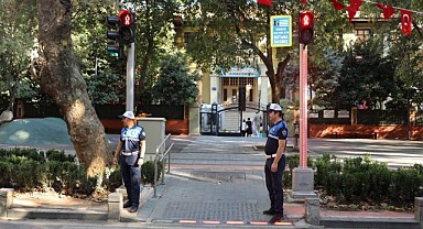 Okul yollarını zabıta ekipleri sağlama aldı