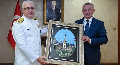 Selçuk Akarı, Büyükakın’ı makamında ziyaret etti